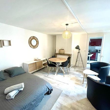 Le Victor Hugo Apartment Besancon Exterior photo