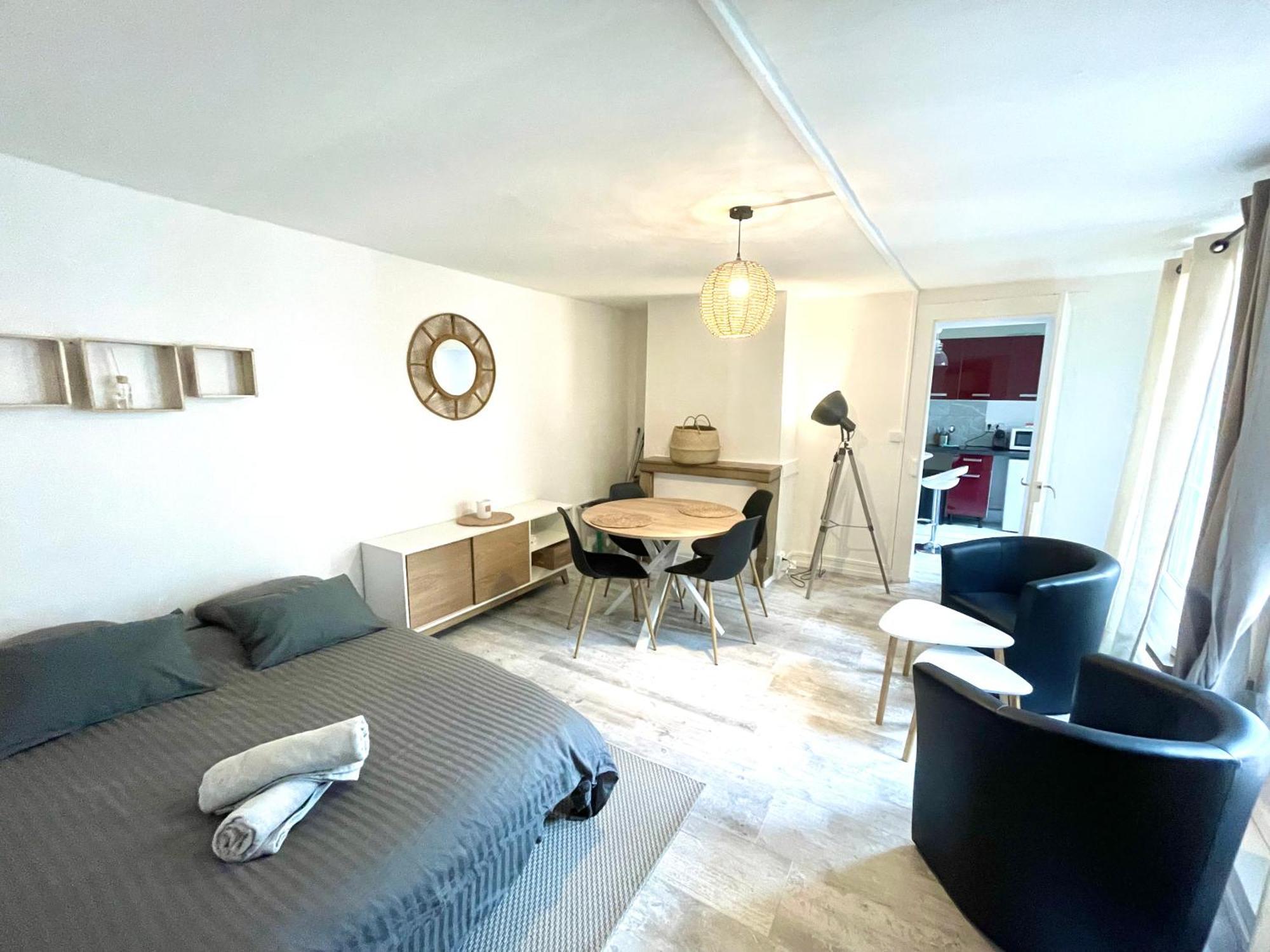 Le Victor Hugo Apartment Besancon Exterior photo